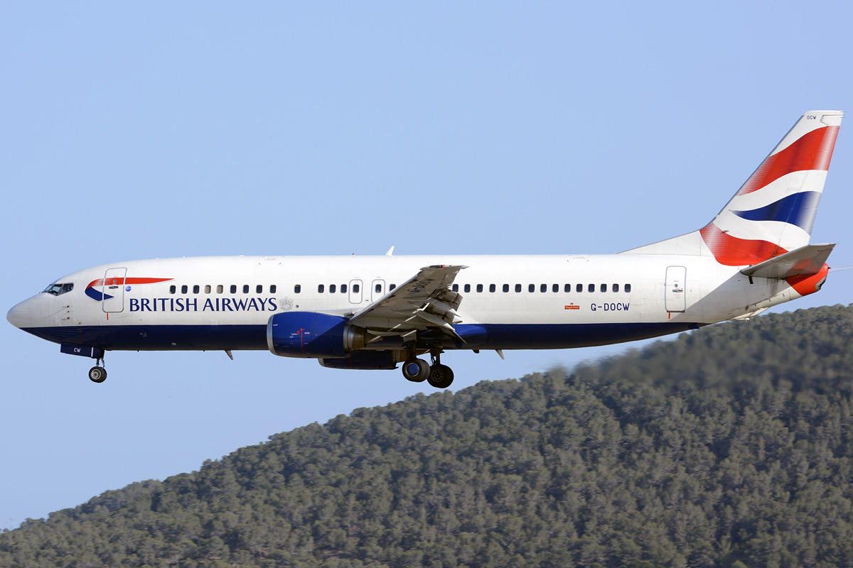 G-DOCW (25856) 1993 Boeing 737-436