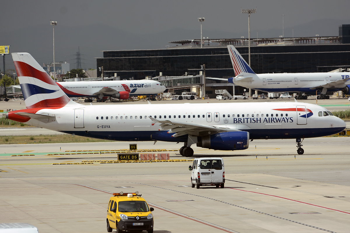 G-EUYA · Airbus A320-232 · (BCN / LEBL)
