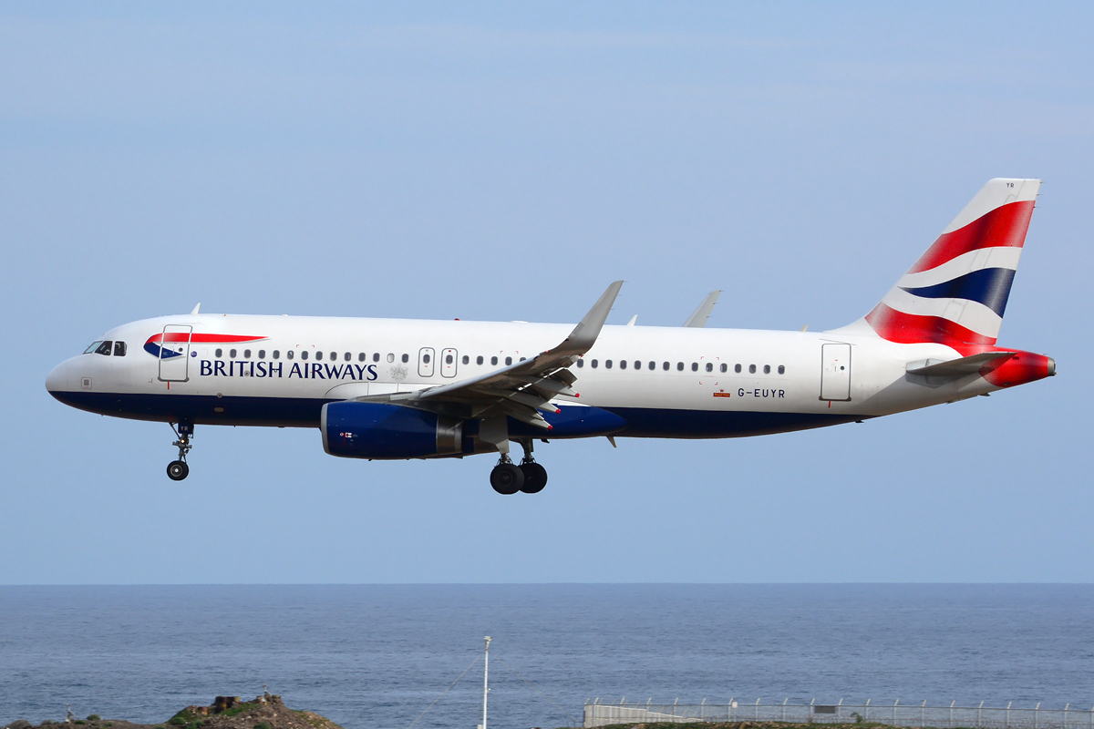 G-EUYR, (cn 5856), Airbus A320-232