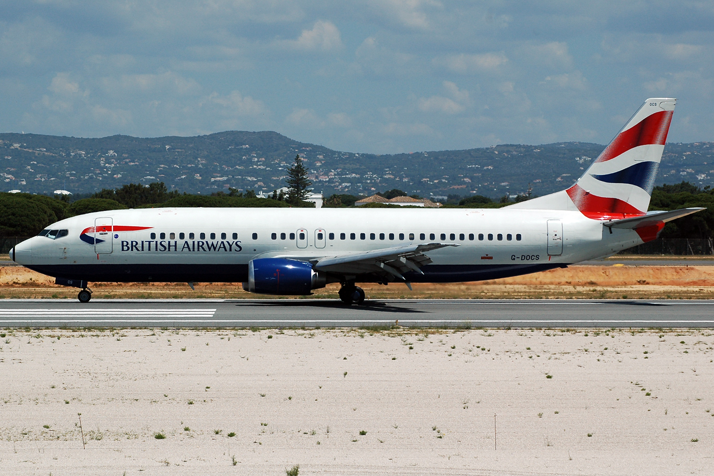 G-DOCS (25852) 1992 Boeing 737-436