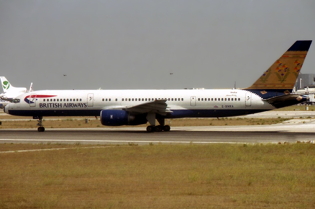 G-BMRA · Boeing 757-236 · (LIS / LPPT)