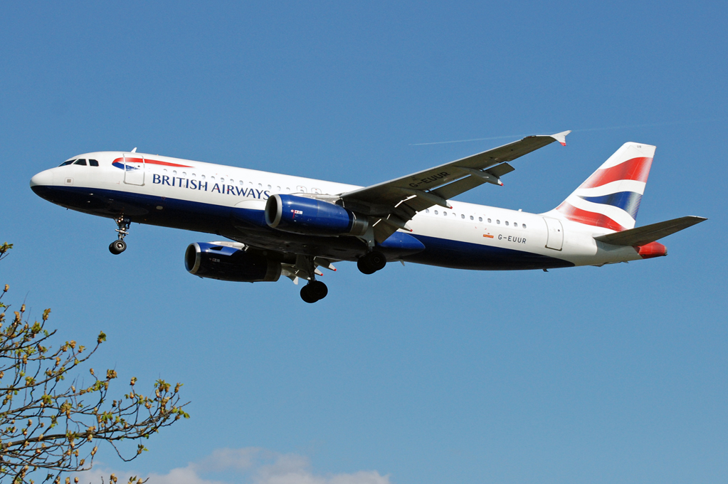 G-EUUR · Airbus A320-232 · (LHR / EGLL)