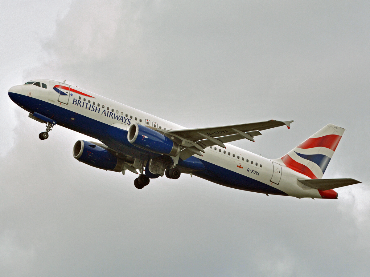 G-EUYA · Airbus A320-232 · (CPH / EKCH)