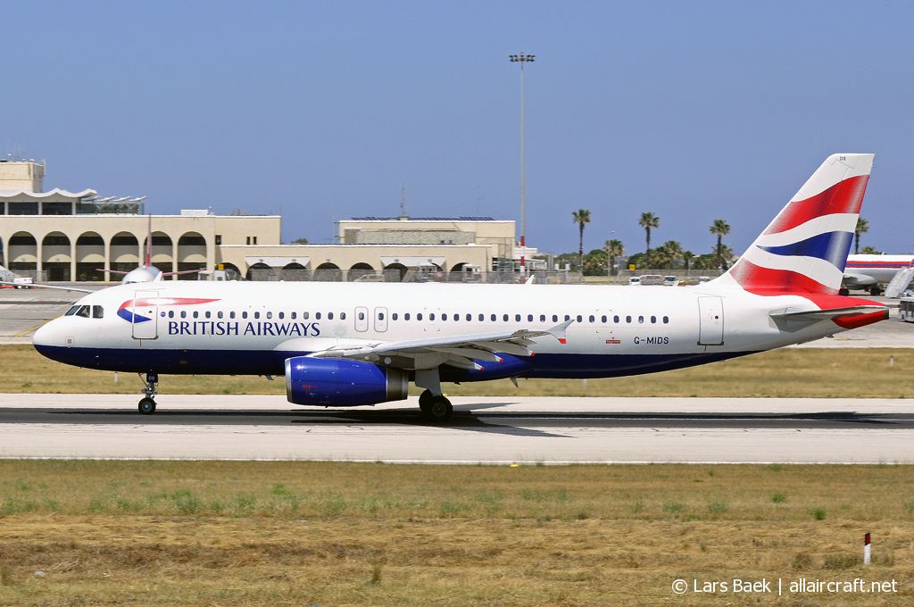 G-MIDS · Airbus A320-232 · (MLA / LMML)