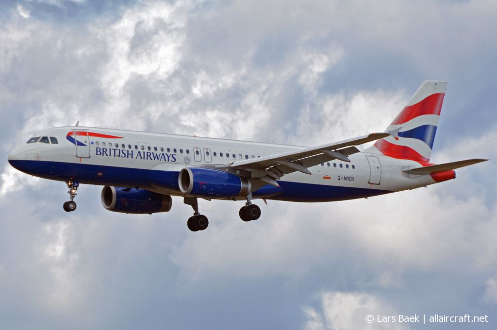 G-MIDX (1177) 2000 Airbus A320-232