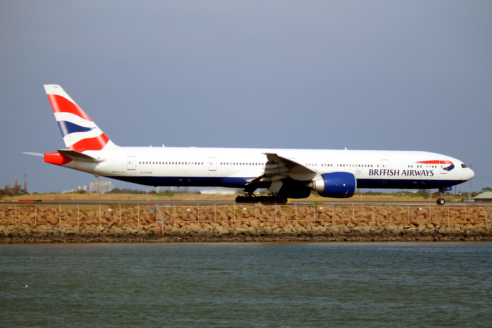G-STBH · Boeing 777-336/ER · (SYD / YSSY)