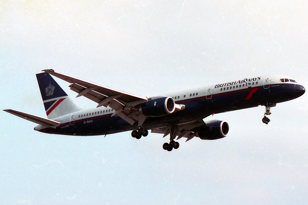 G-BIKU · Boeing 757-236 · (LHR / EGLL)