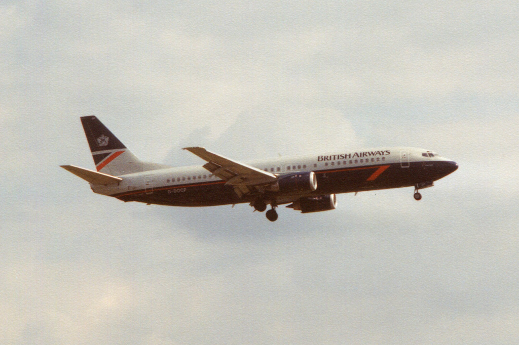 G-DOCP (cn 25850) Boeing 737-436
