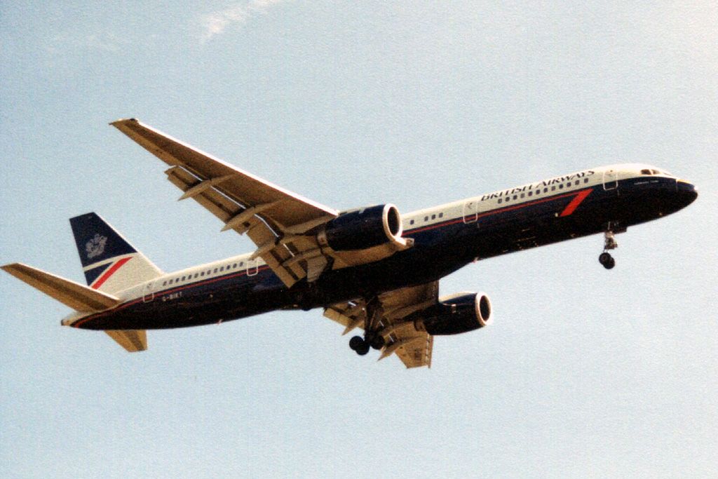 G-BIKT · Boeing 757-236 · (LHR / EGLL)