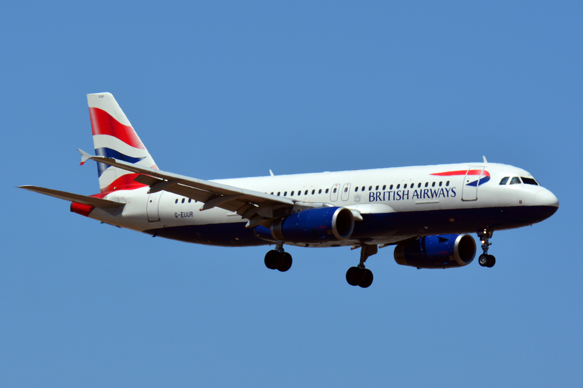 G-EUUR · Airbus A320-232 · (LPA / GCLP)