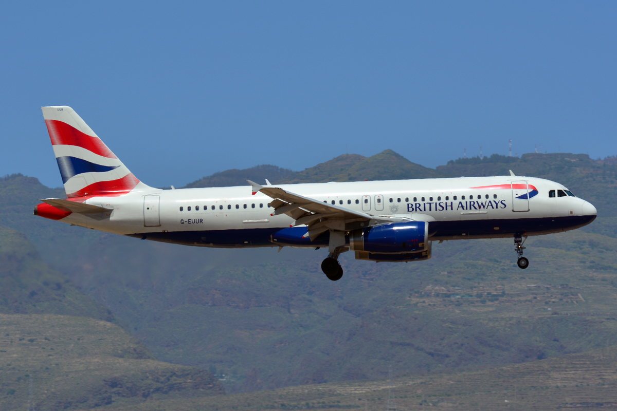 G-EUUR · Airbus A320-232 · (LPA / GCLP)