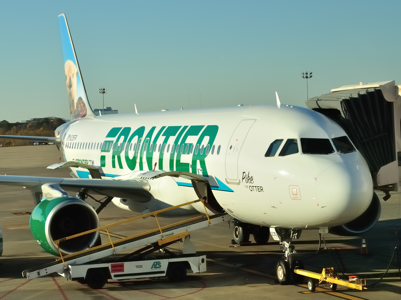 N235FR, (cn 7272), Airbus A320-214