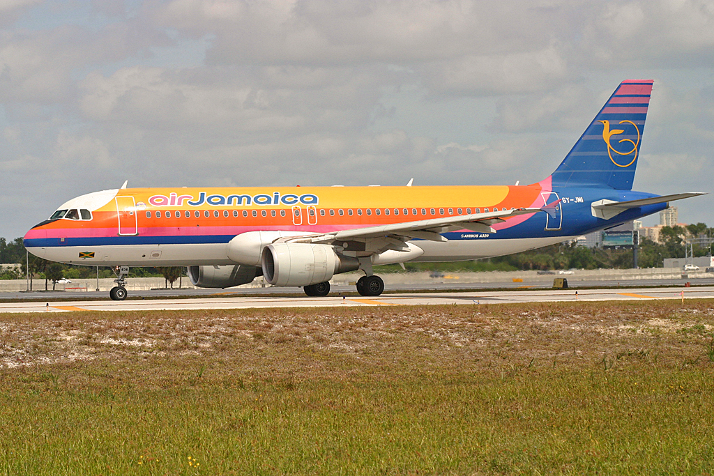 6Y-JMI (1747) 2002 Airbus A320-214