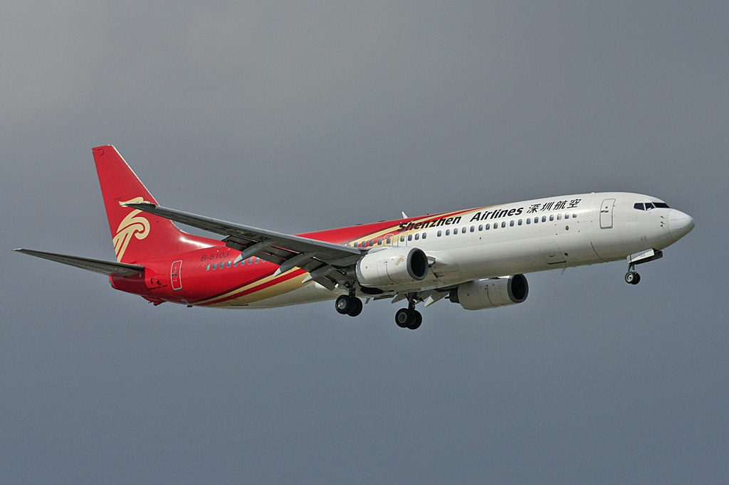 B-5103, (cn 33645/1760), Boeing 737-97L