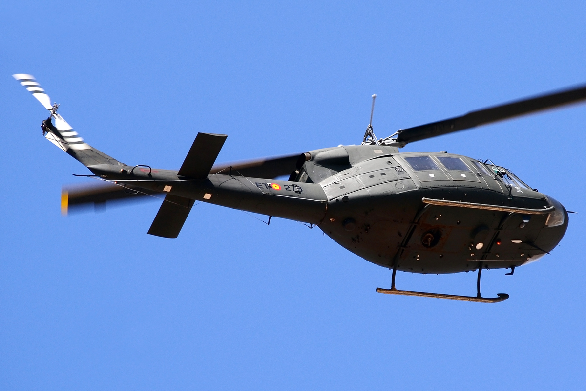 HU.18-18 · Agusta-Bell AB-212 · (LPA / GCLP)