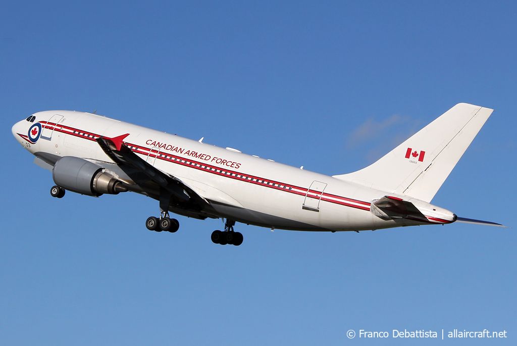 15003 (425) 1986 Airbus CC-150 Polaris