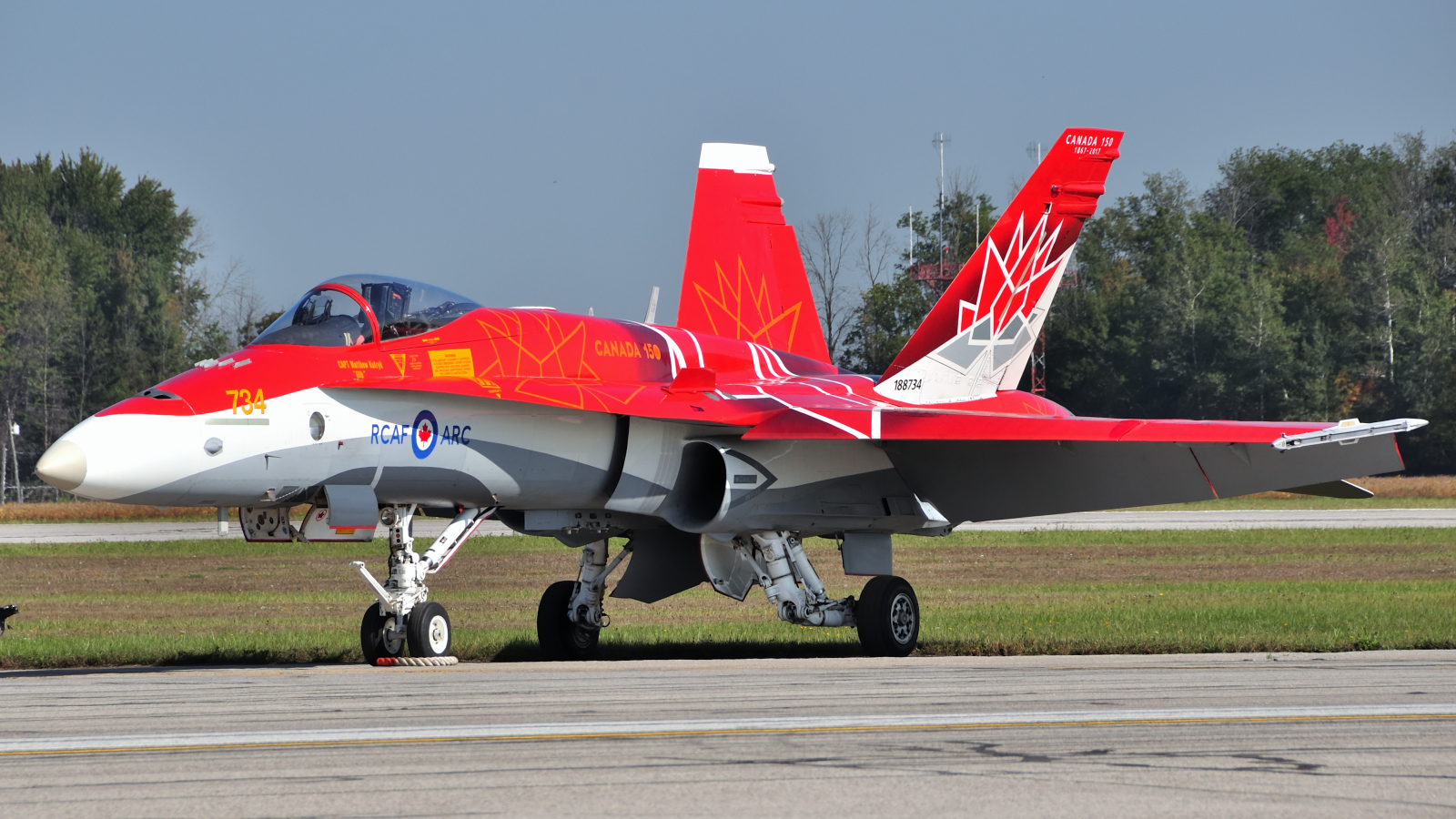 188734 · McDonnell Douglas CF-188 Hornet · (YXU / CYXU)