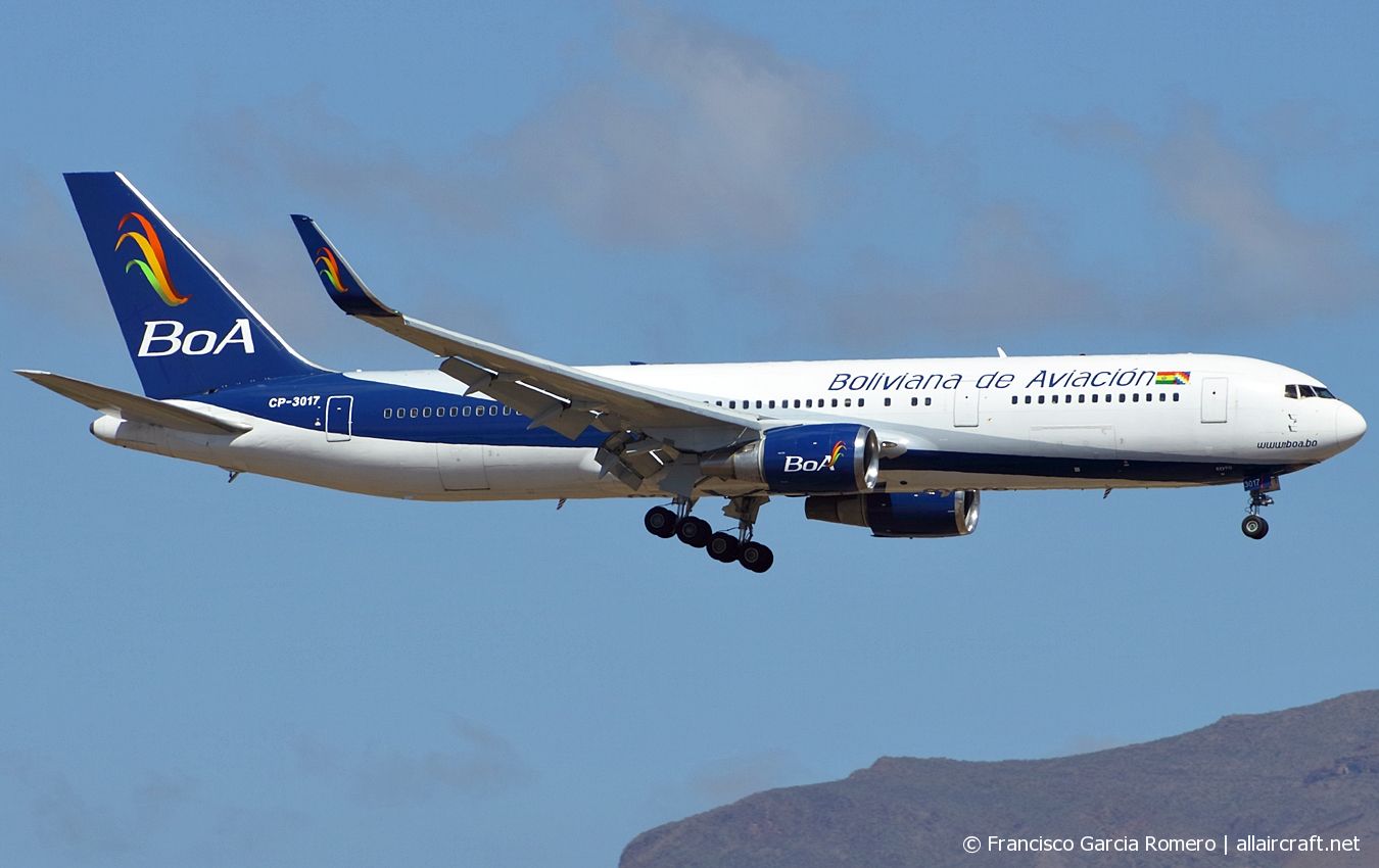 CP-3017 (cn 27427) Boeing 767-328ER