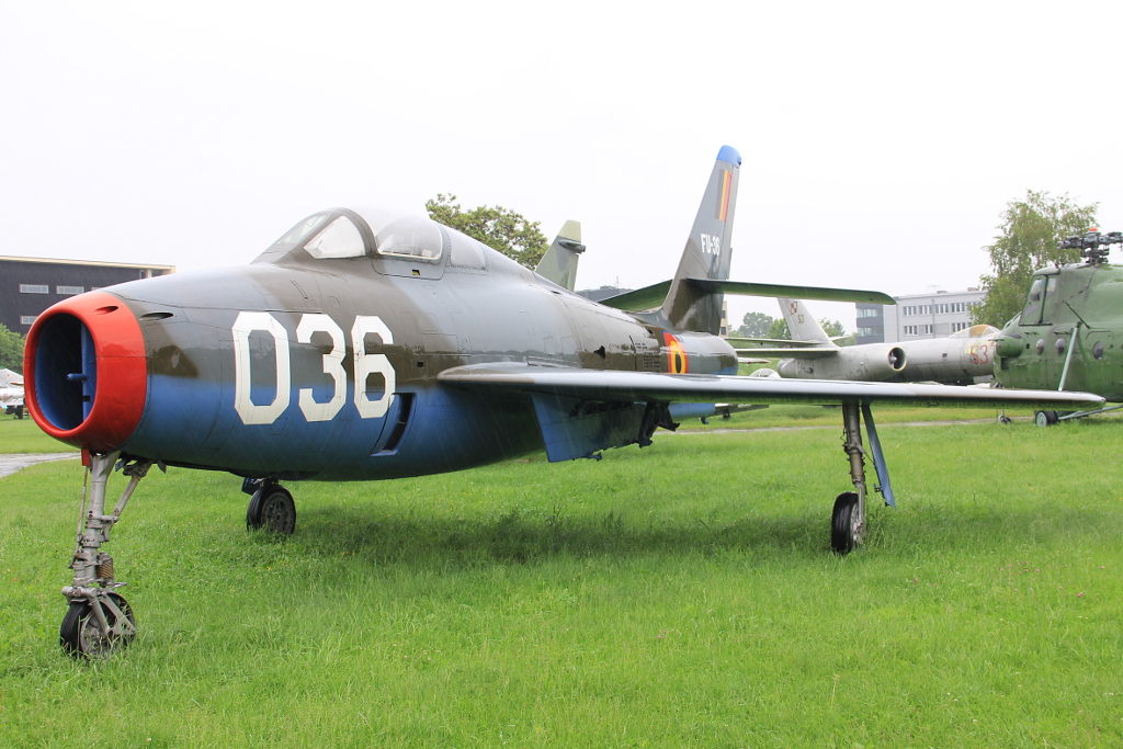 FU-36 (52-7157) Republic F-84F Thunderstreak