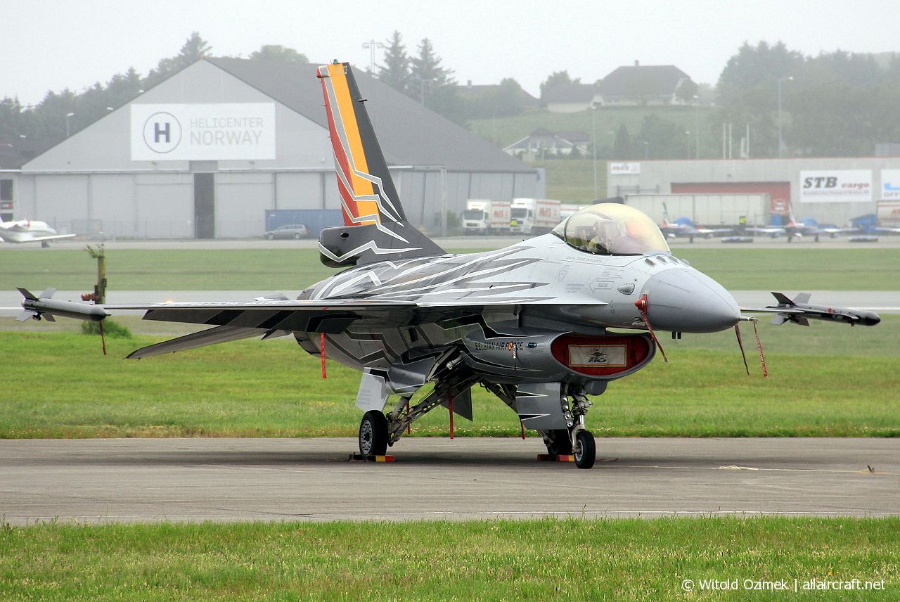 FA-123 (6H-123) 1988 SABCA F-16AM Fighting Falcon