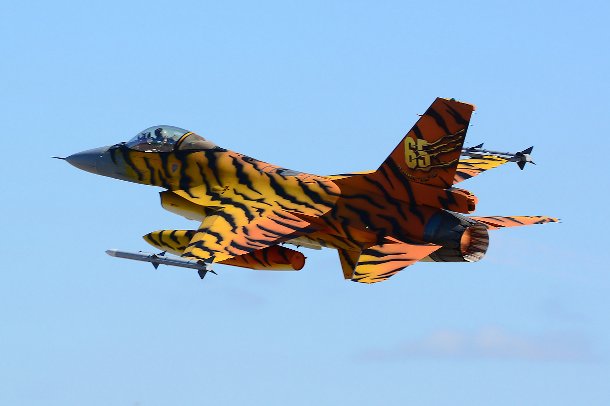FA-77 · SABCA F-16AM Fighting Falcon · (ZAZ / LEZG)