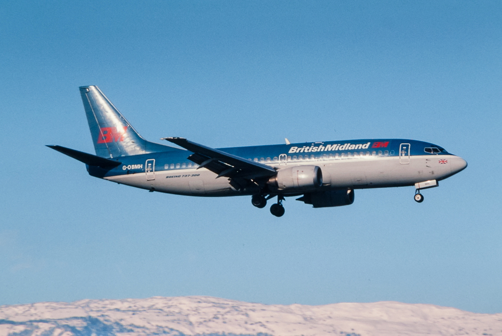 G-OBMH · Boeing 737-33A · (GVA / LSGG)