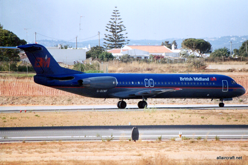 G-BXWF · Fokker 100 · (FAO / LPFR)