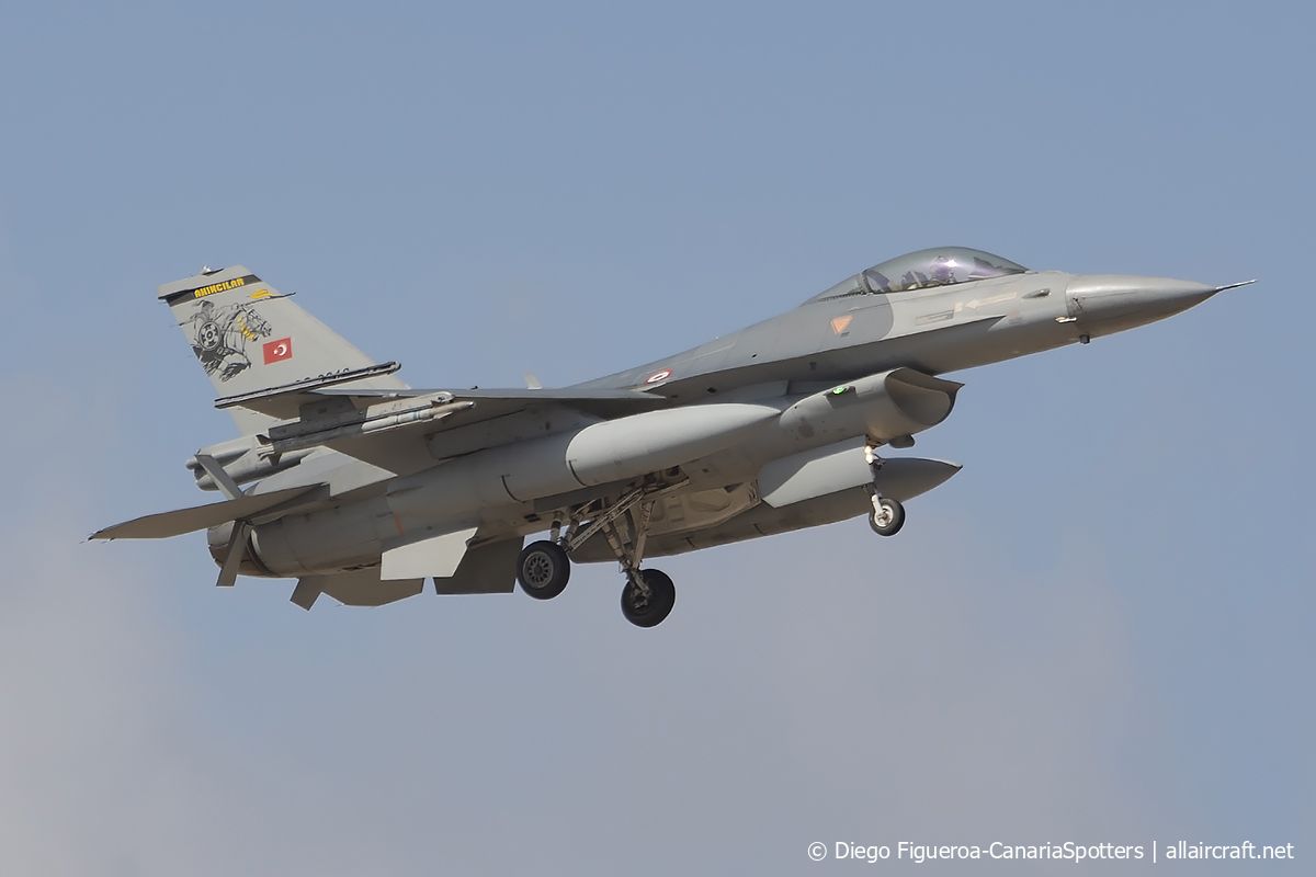92-0005 (4R-106) 1992 General Dynamics F-16C