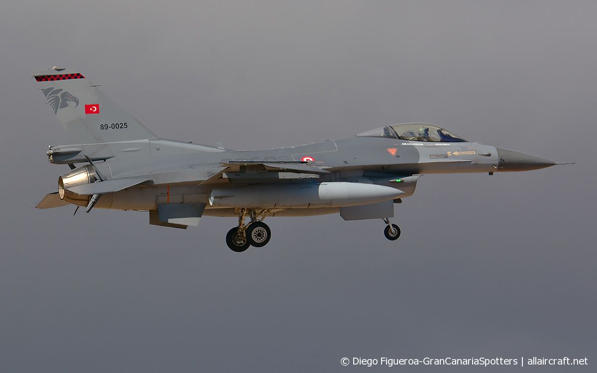 89-0025 (4R-43) General Dynamics F-16C Fighting Falcon