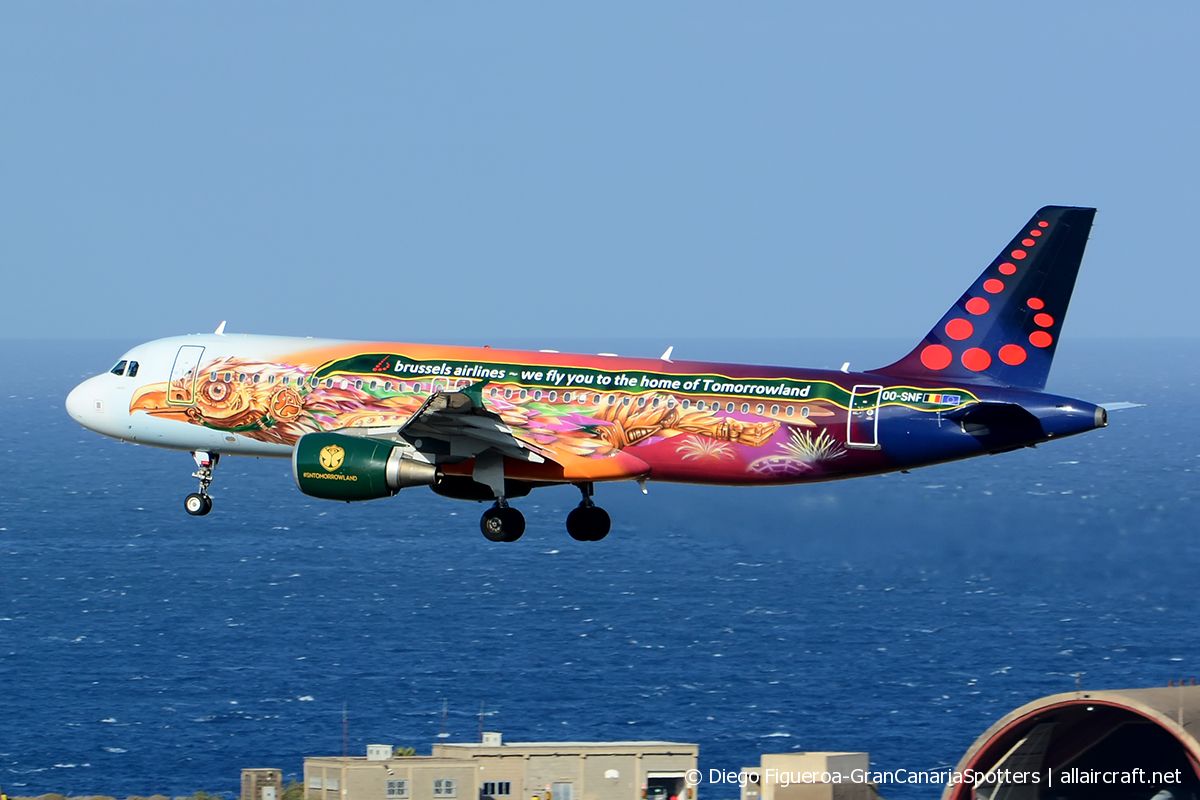 OO-SNF (2810) 2006 Airbus A320-214