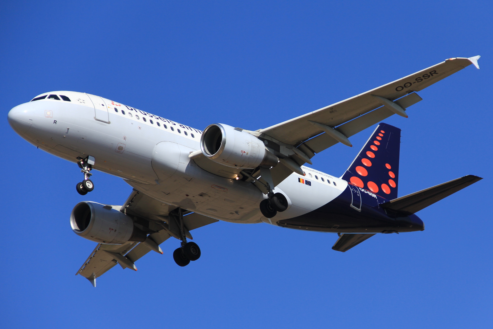 OO-SSR (4275) 2010 Airbus A319-112