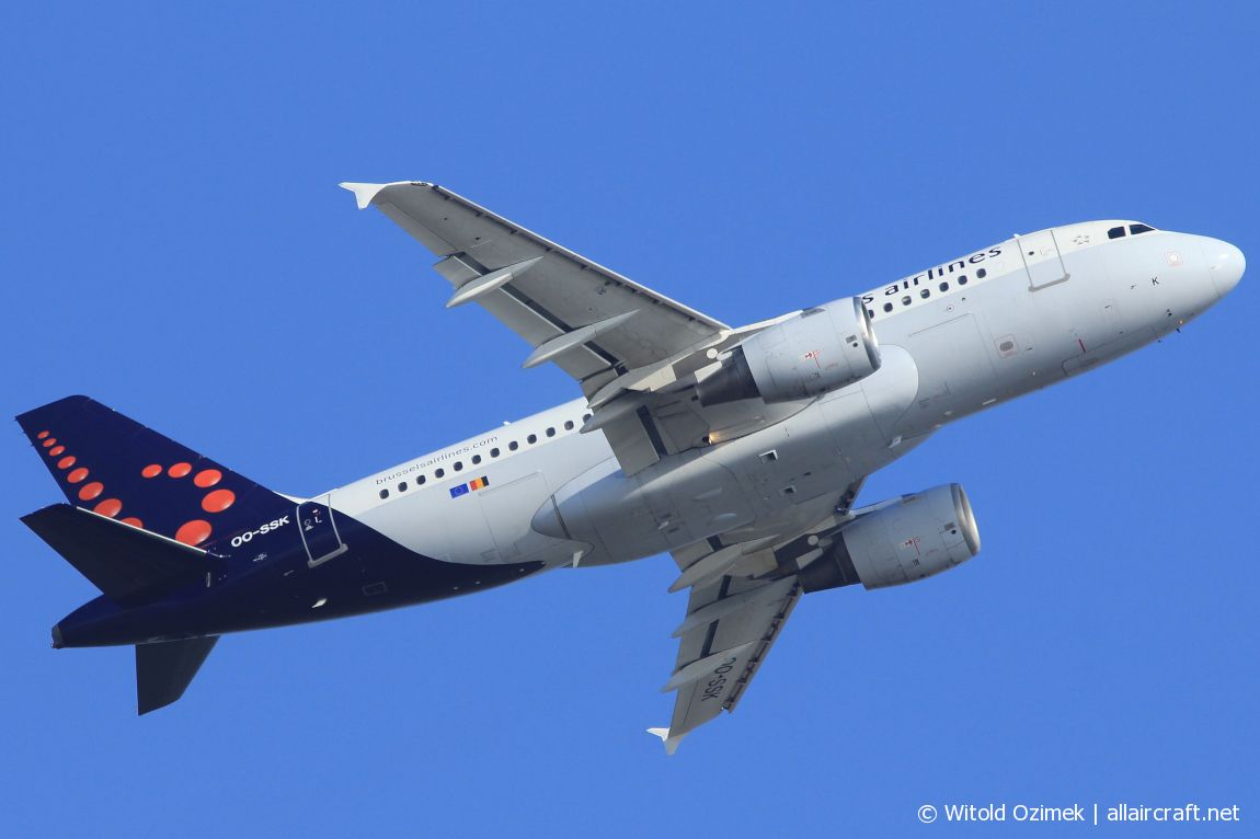 OO-SSK (1336) 2000 Airbus A319-112