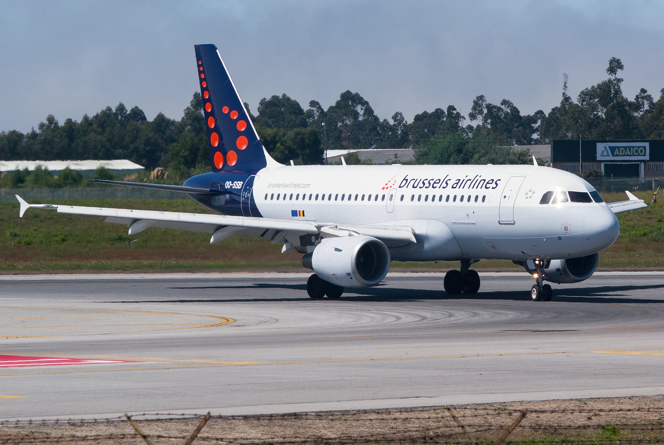 OO-SSB (2400) 2005 Airbus A319-111