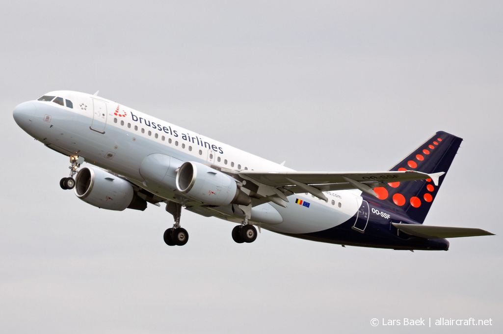 OO-SSF (2763) 2006 Airbus A319-111