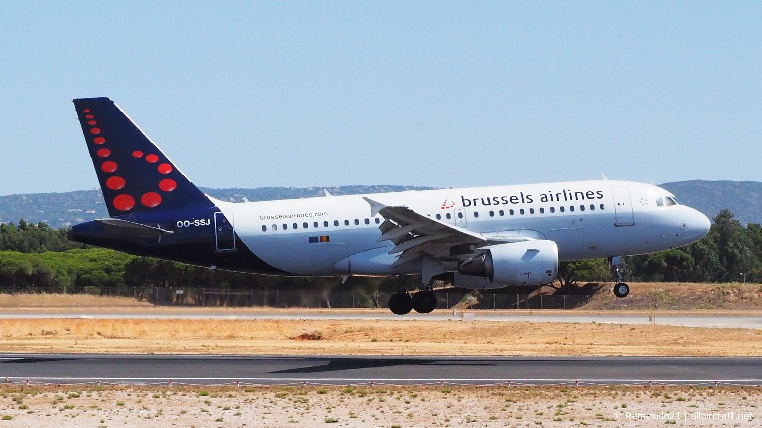 OO-SSJ (cn 1759) Airbus A319-111