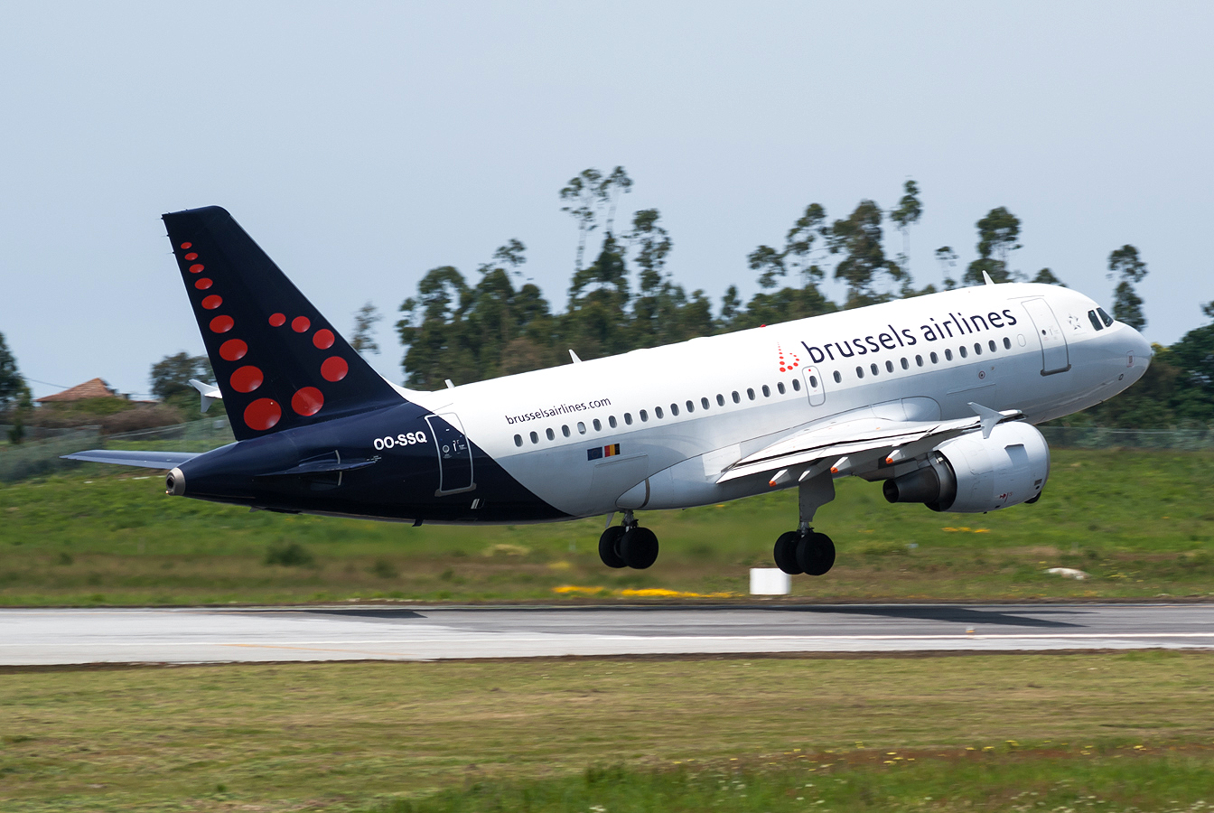 OO-SSQ (3790) 2009 Airbus A319-112