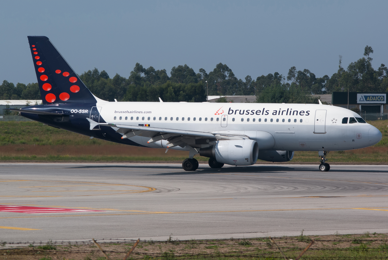 OO-SSR · Airbus A319-112 · (OPO / LPPR)