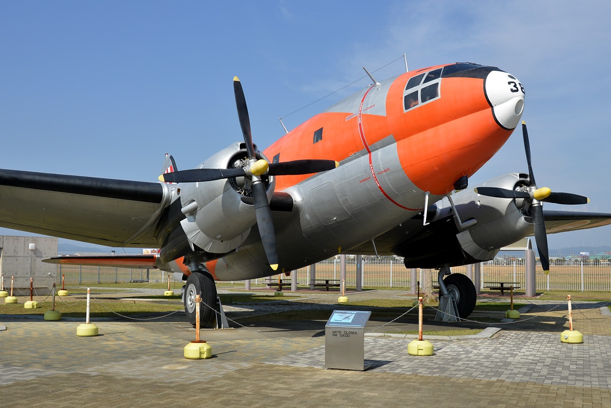 91-1138, (cn 30553), Curtiss C-46A Commando (CW-20B)