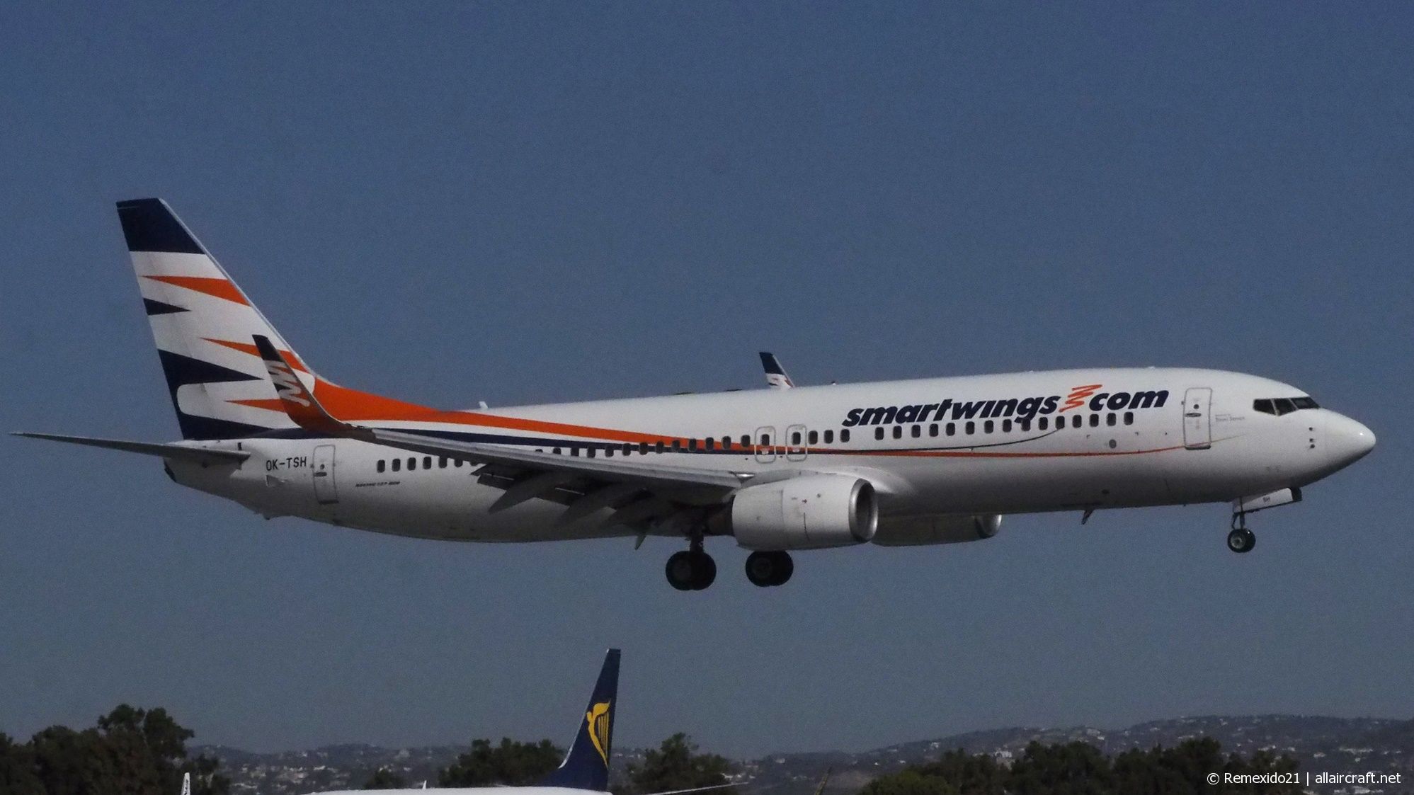 OK-TSH (28231) 2000 Boeing 737-804(WL)