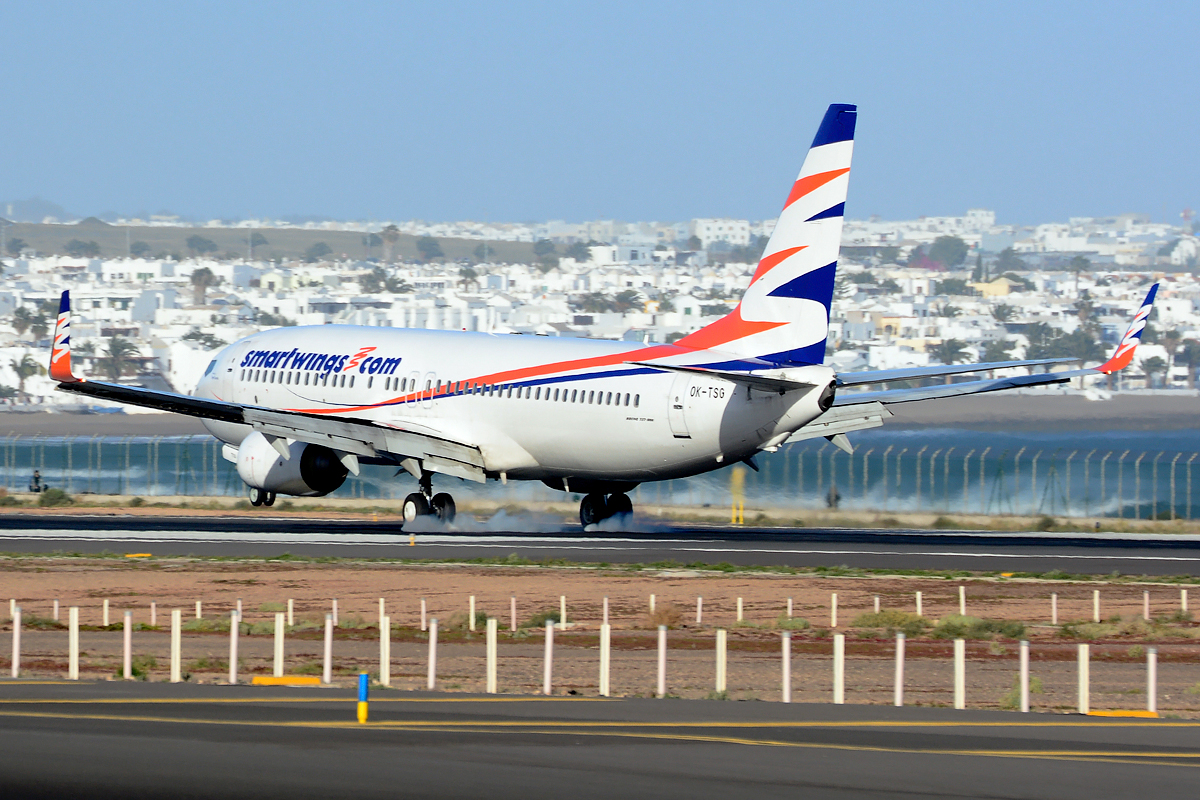 OK-TSG (30666) Boeing 737-82R(WL)