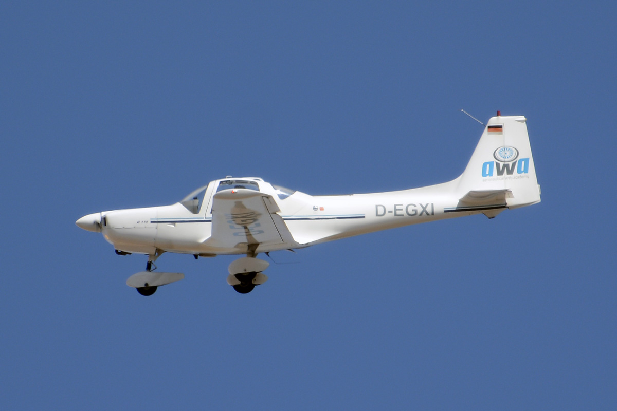 D-EGXI (8029) 1988 Grob G-115A