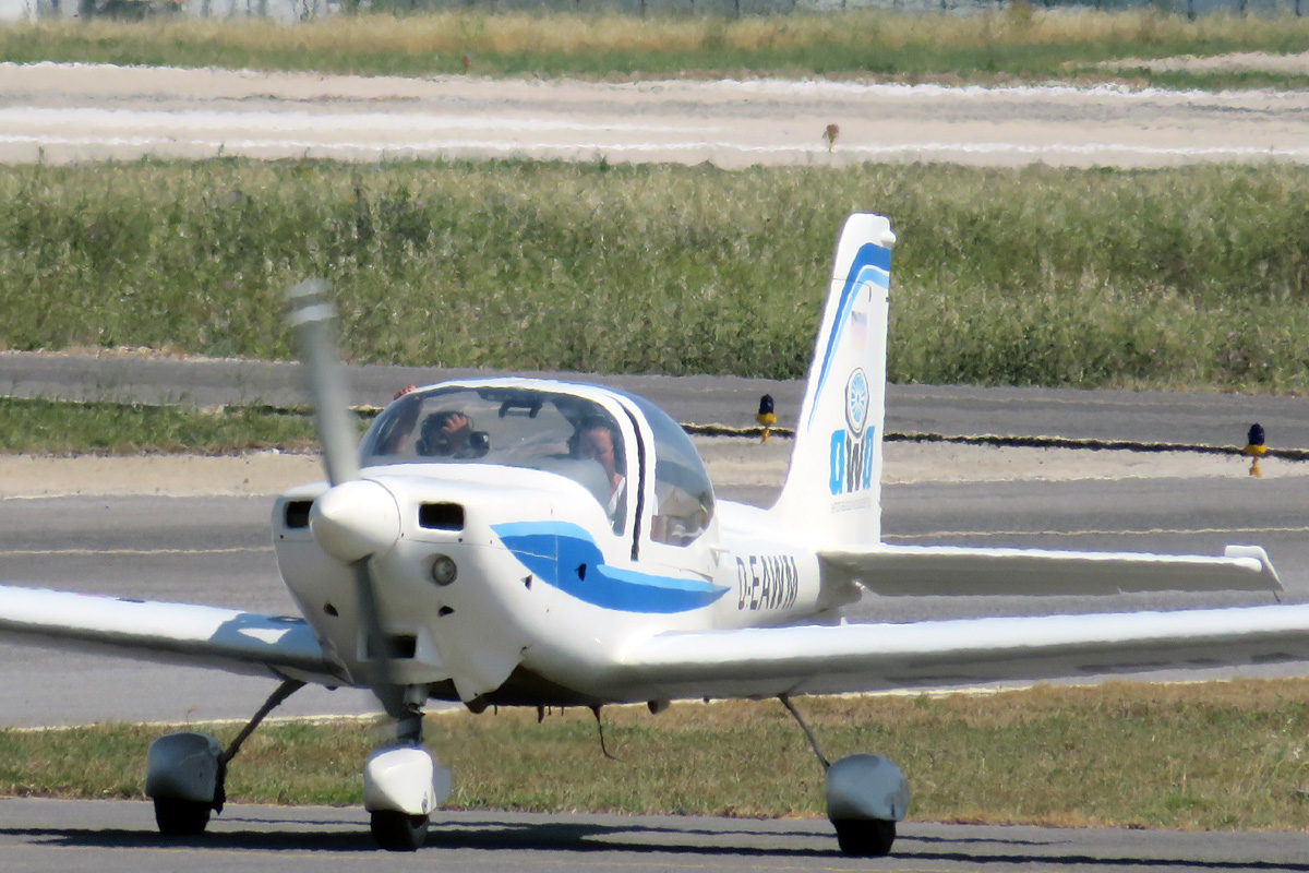 D-EAWM · Grob G-115A · (LPCS)