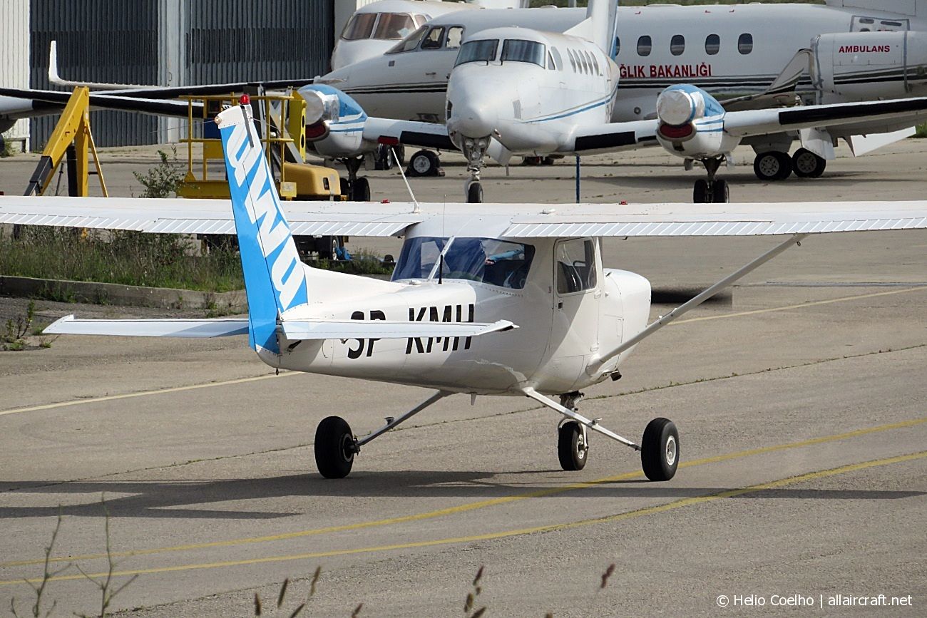 SP-KMH 1977 Cessna 152