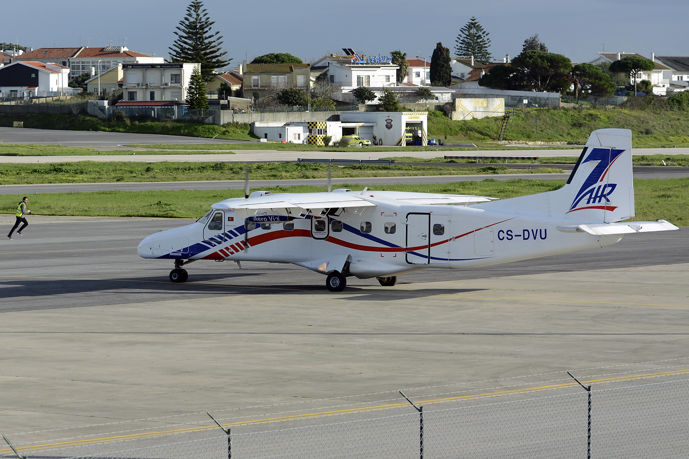 CS-DVU · Dornier Do-228-201 · (LPCS)