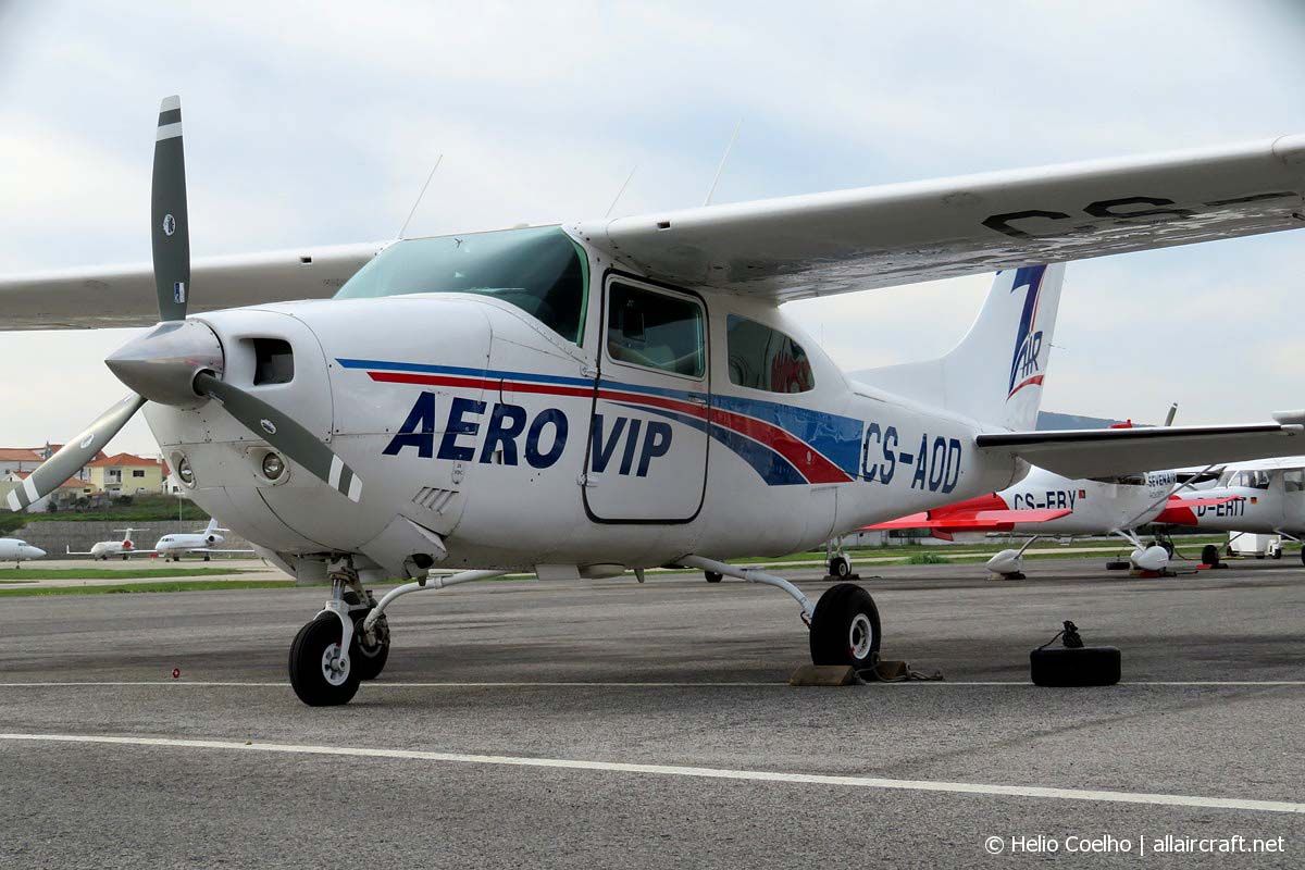 CS-AOD (21059722) Cessna 210L Centurion