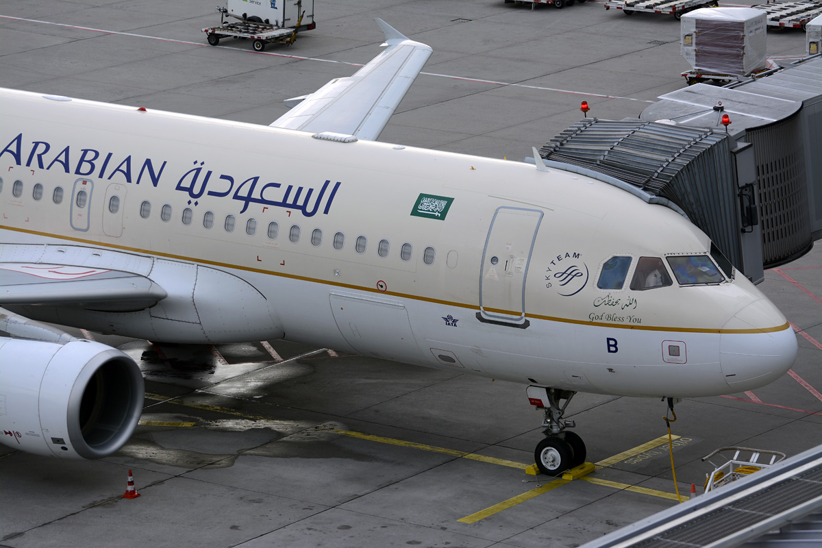 HZ-ASB, (cn 4090), Airbus A320-214