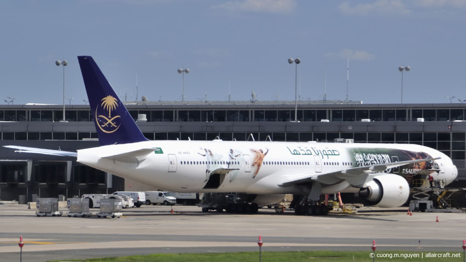 HZ-AK43 · Boeing 777-368/ER · (IAD / KIAD)