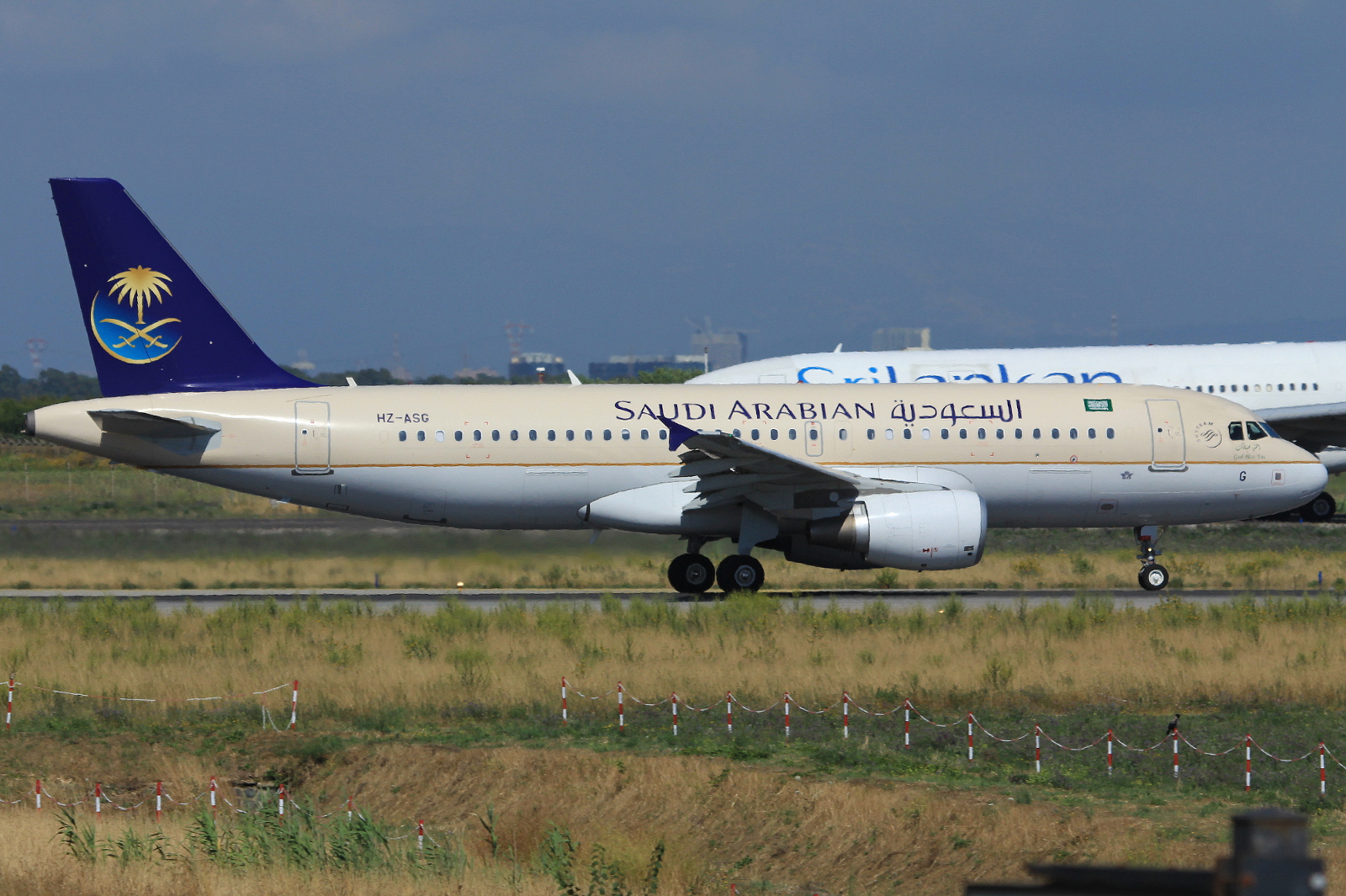 HZ-ASG · Airbus A320-214 · (FCO / LIRF)