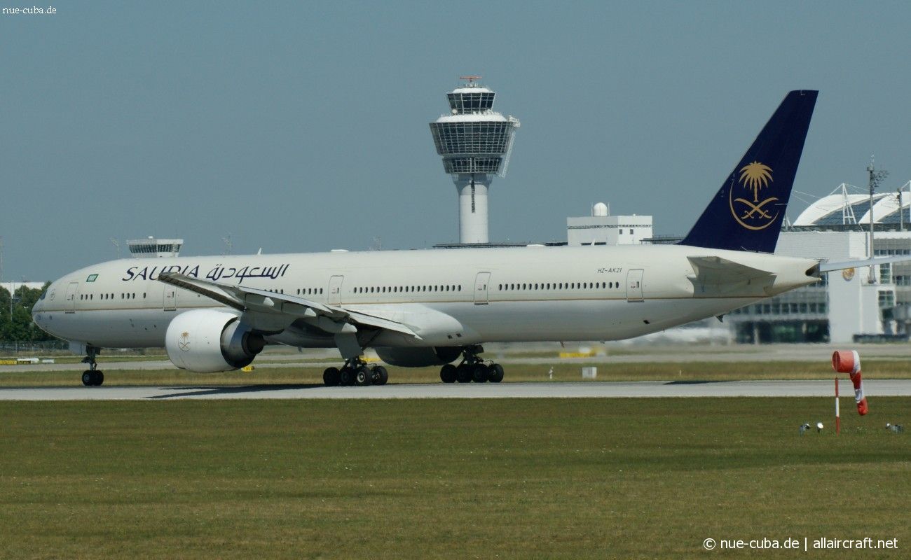 HZ-AK21 · Boeing 777-368/ER · (MUC / EDDM)