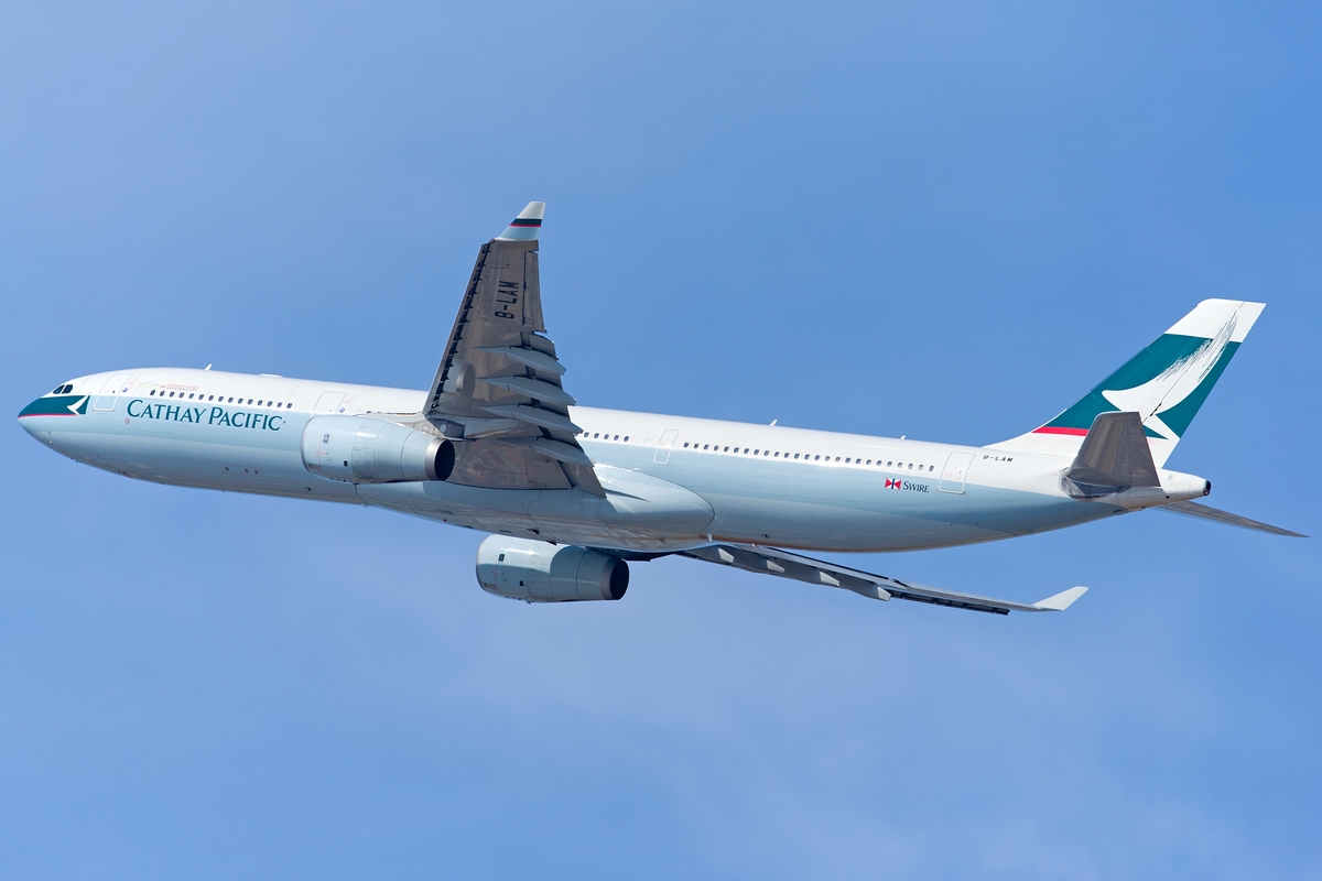 B-LAM · Airbus A330-343X · (SYD/YSSY)
